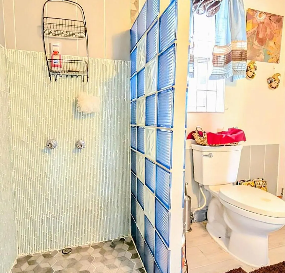 Semesterbostad Vista Azul - Garden View Apartment With Beach Access Cornwall Barracks