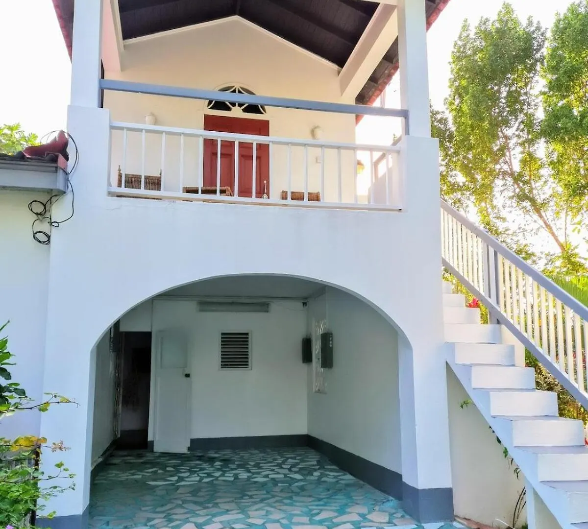 Semesterbostad Vista Azul - Garden View Apartment With Beach Access Cornwall Barracks