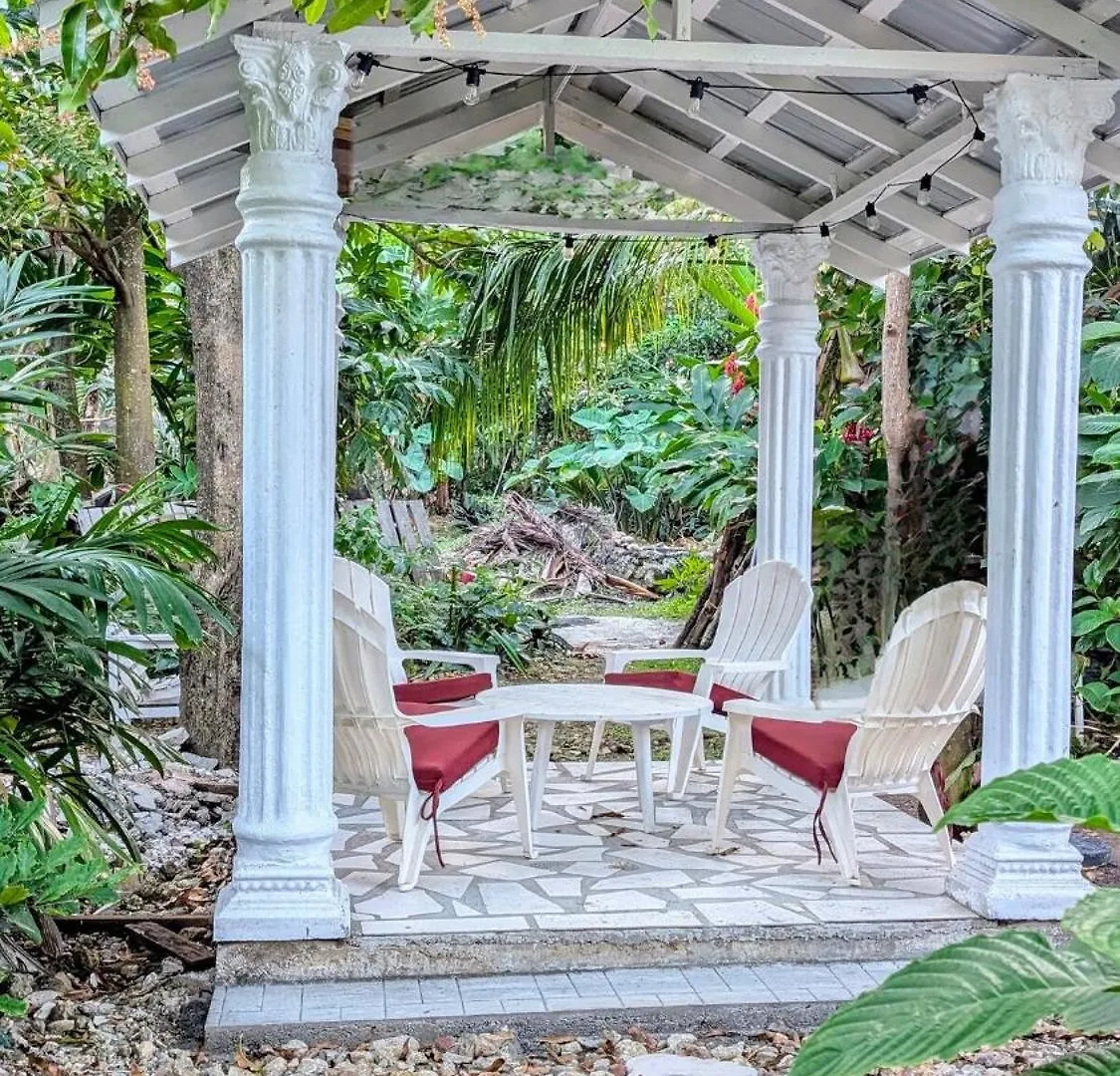 Semesterbostad Vista Azul - Garden View Apartment With Beach Access Cornwall Barracks Jamaica