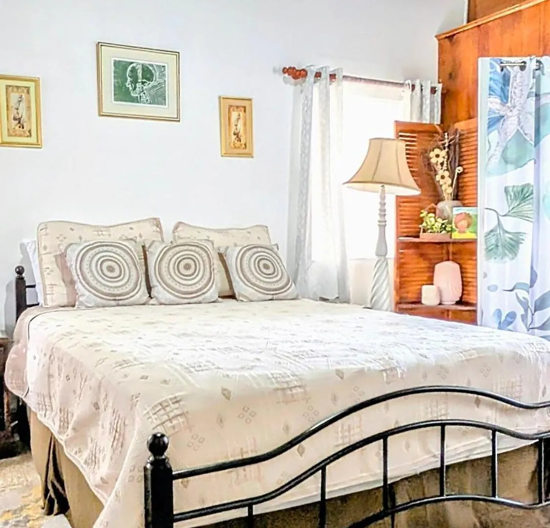 Semesterbostad Vista Azul - Garden View Apartment With Beach Access Cornwall Barracks